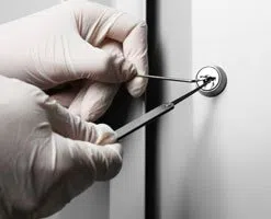 Lock Key Store Amesbury, MA 978-225-0518 - 14-Eviction-Locksmith